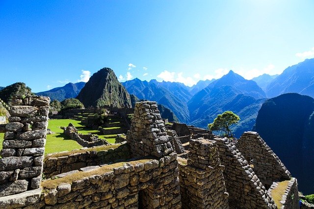 Tourism reactivation and international flights to Peru