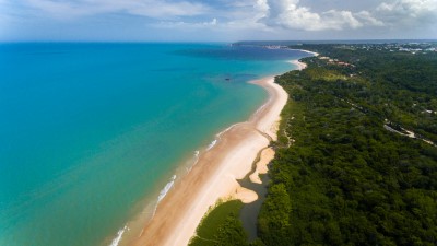 Plage de Mundai à Porto Seguro - État de Bahia (Crédit : Marcio Filho/MINTUR)