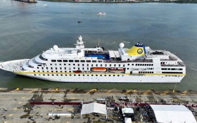 Buenaventura welcomes its first international cruise ship